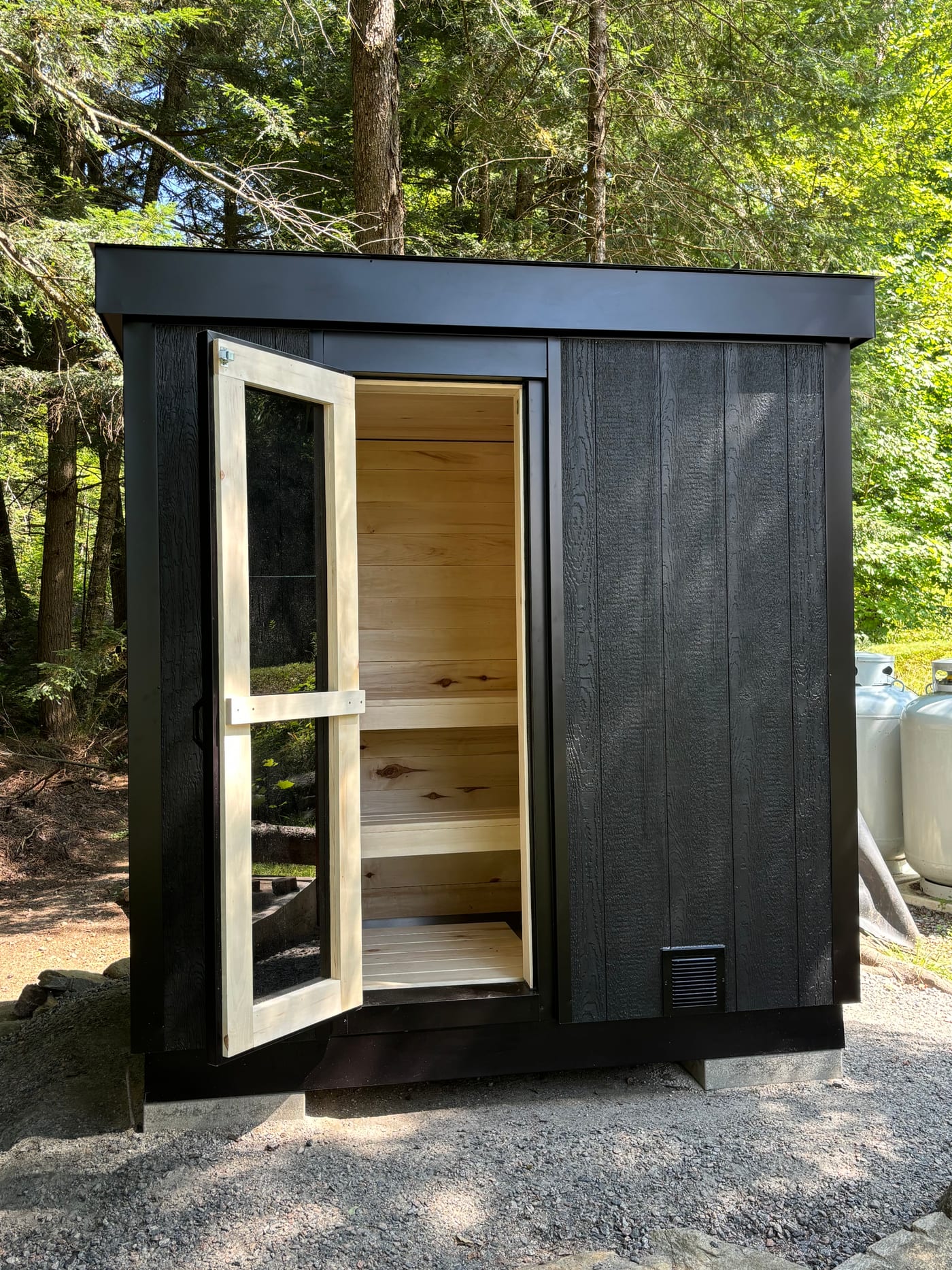 Ryt Saunas Löyly (Black Series) outdoor sauna